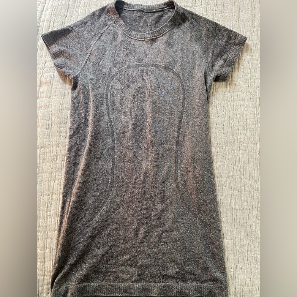 Swiftly Tech Limited Edition Size 4 Grey Floral - image 1